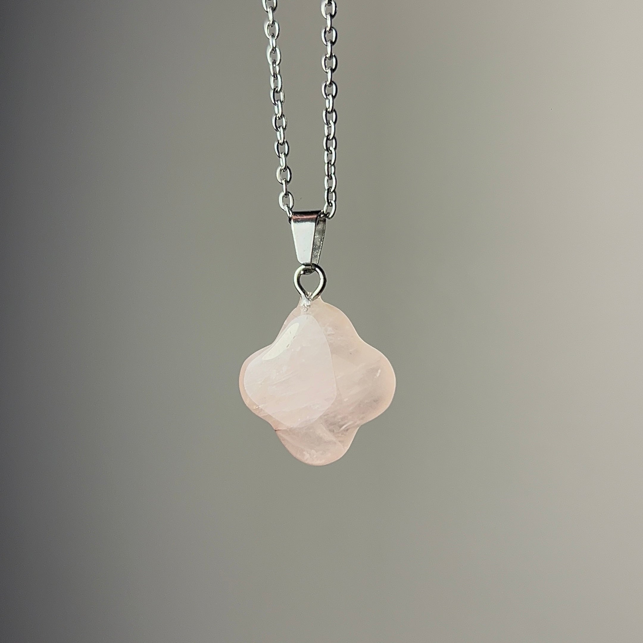 Rose Quartz flower necklace